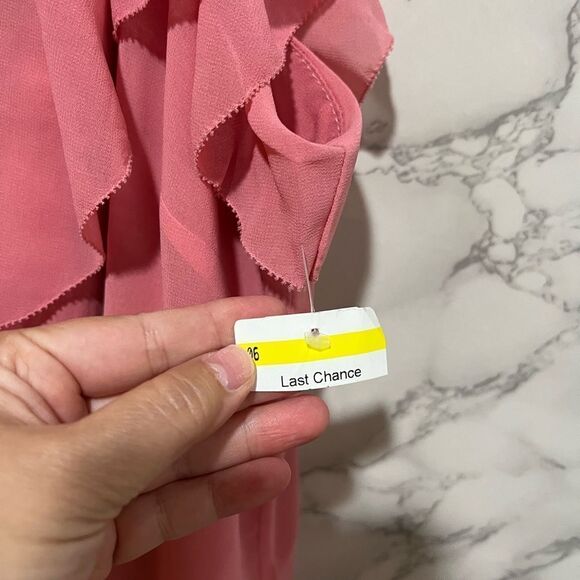 CITY CHIC Floating Flirt Top - guava - Picture 5 of 11